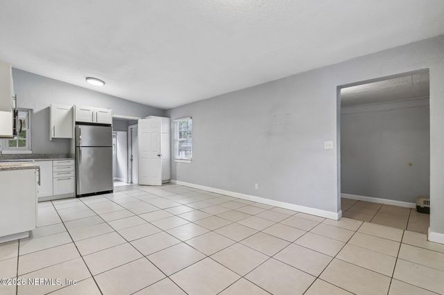 4009 EVE Drive E, Jacksonville, FL 32246
