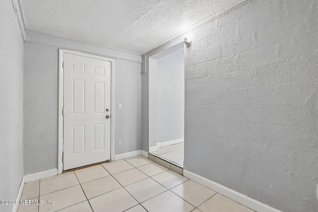 4009 EVE Drive E, Jacksonville, FL 32246