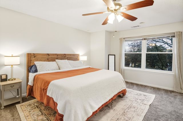 712 S WALNUT WOODS CV S, Memphis, TN 38018