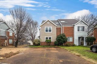 712 S WALNUT WOODS CV S, Memphis, TN 38018