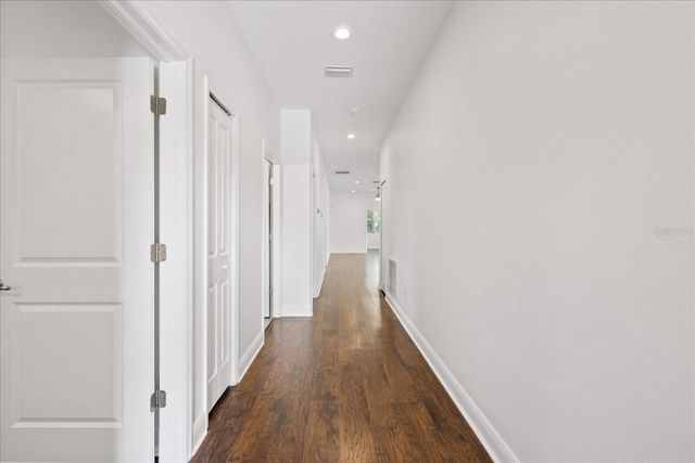 2901 W COLLINS STREET 2, Tampa, FL 33607