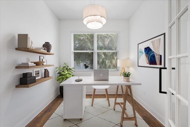 2901 W COLLINS STREET 2, Tampa, FL 33607