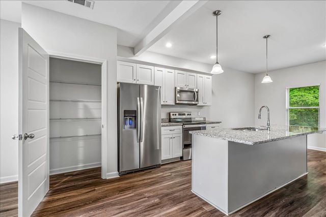 142 ANNA LN, Atoka, TN 38004