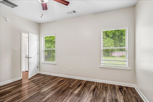 142 ANNA LN, Atoka, TN 38004