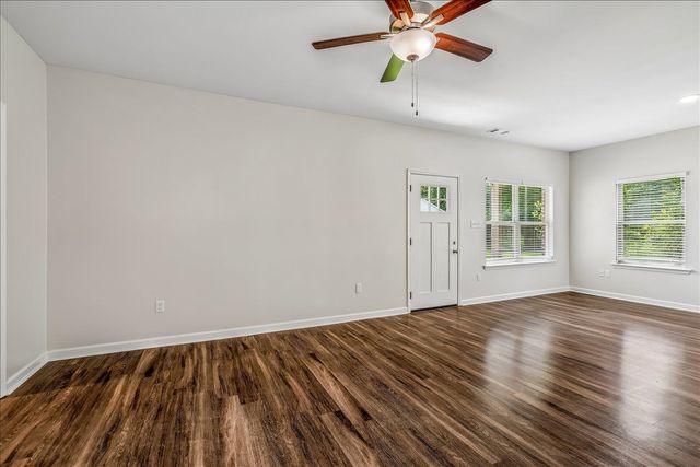 142 ANNA LN, Atoka, TN 38004