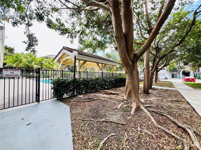 15410 SW 284th St 8102, Homestead, FL 33033