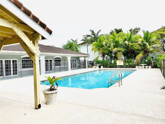 15410 SW 284th St 8102, Homestead, FL 33033
