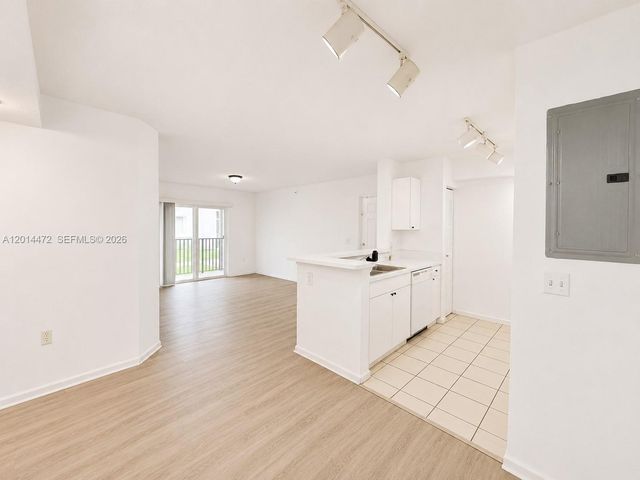 15410 SW 284th St 8102, Homestead, FL 33033