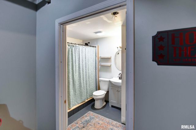 400 N PARK Street, Rochester, IL 62563