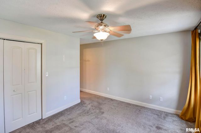 400 N PARK Street, Rochester, IL 62563