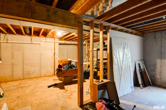 400 N PARK Street, Rochester, IL 62563