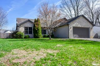 400 N PARK Street, Rochester, IL 62563