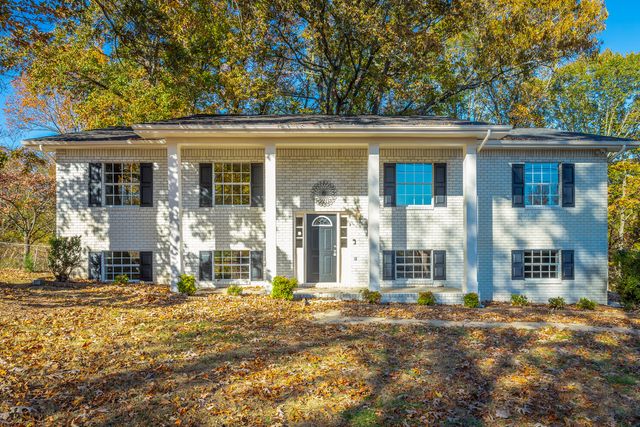 733 Crestridge Drive, Rossville, GA 30741