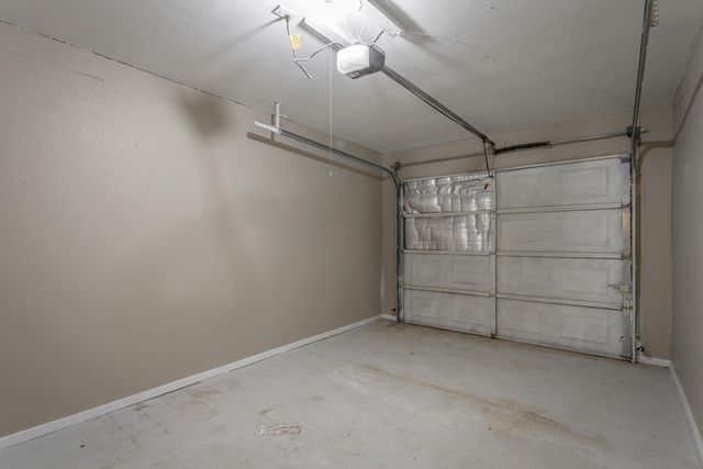 733 Crestridge Drive, Rossville, GA 30741