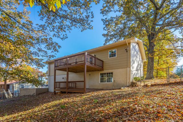 733 Crestridge Drive, Rossville, GA 30741