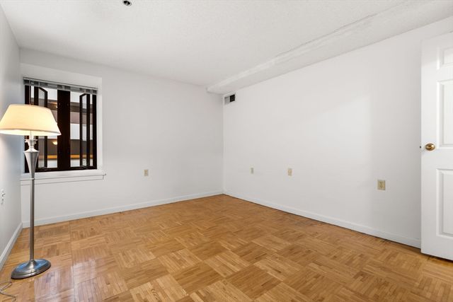 357 Commercial St 412, Boston, MA 02109