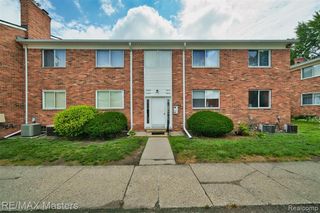 29606 Hoover Road 606, Warren, MI 48093