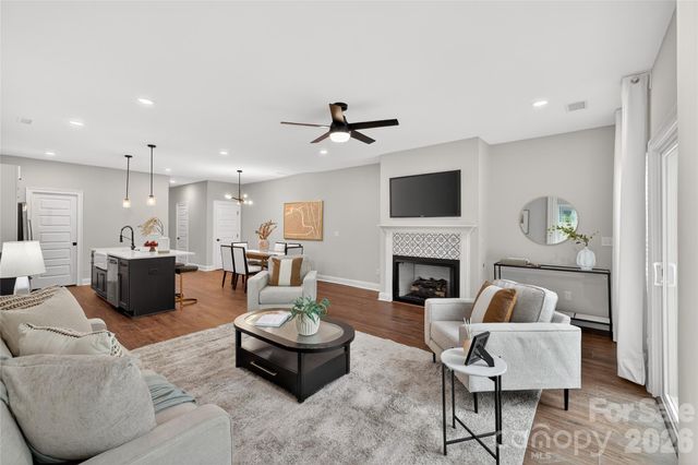 3219 Credenza Road, Charlotte, NC 28208