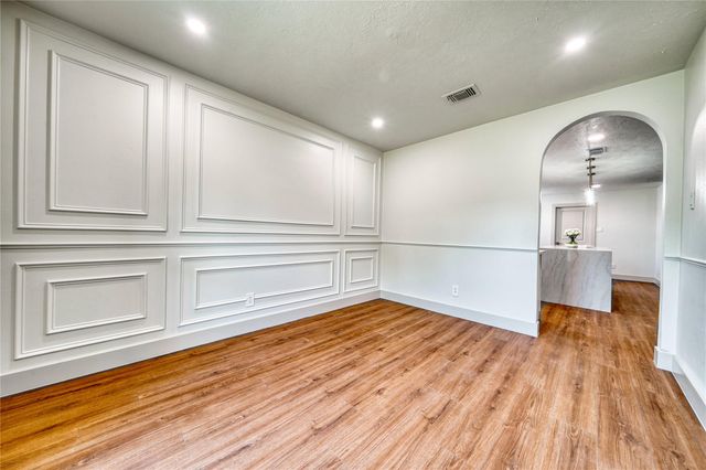 6618 Heron Lane, Pearland, TX 77584