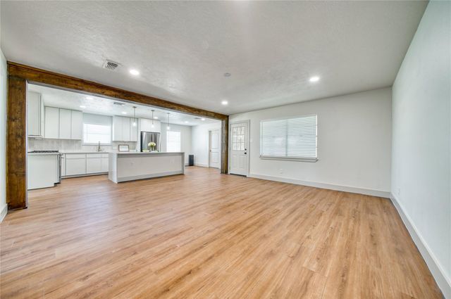 6618 Heron Lane, Pearland, TX 77584