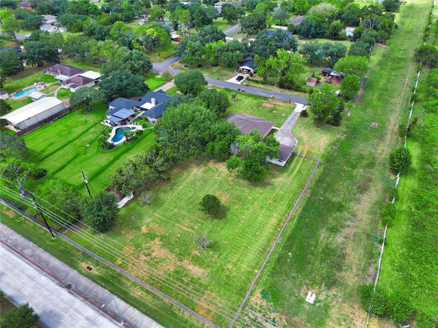 6618 Heron Lane, Pearland, TX 77584