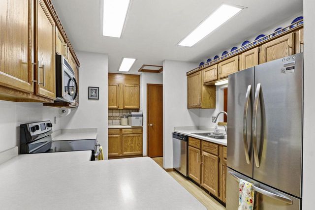 816 South Street, Deforest, WI 53532