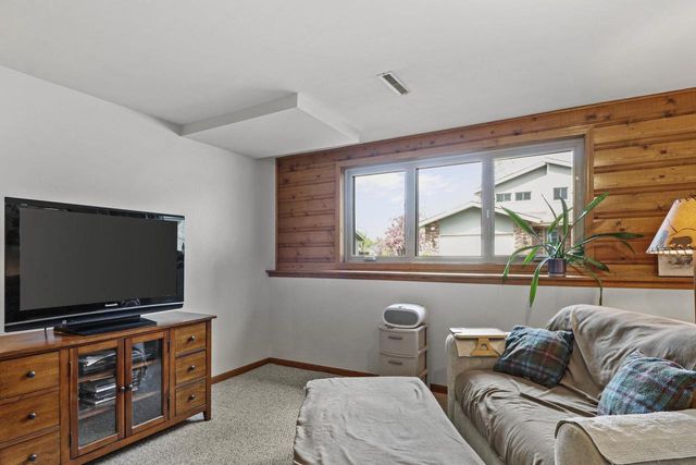 816 South Street, Deforest, WI 53532