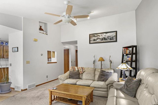 816 South Street, Deforest, WI 53532