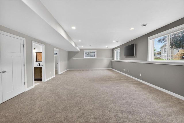 1013 Tara Lane, Waunakee, WI 53597