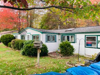 13 Elm Street, Epping, NH 03042