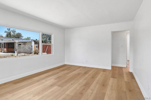 11852 Lakeside Ave, Lakeside, CA 92040