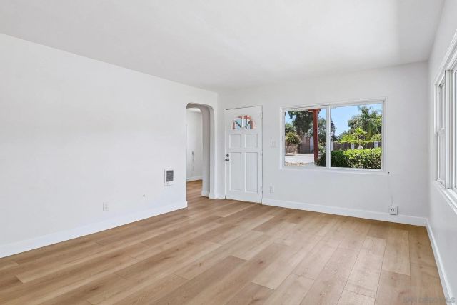 11852 Lakeside Ave, Lakeside, CA 92040