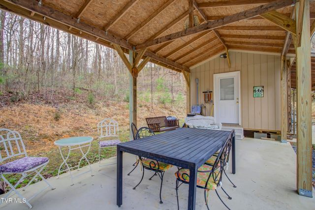 184 Davis Drive, Rogersville, TN 37857