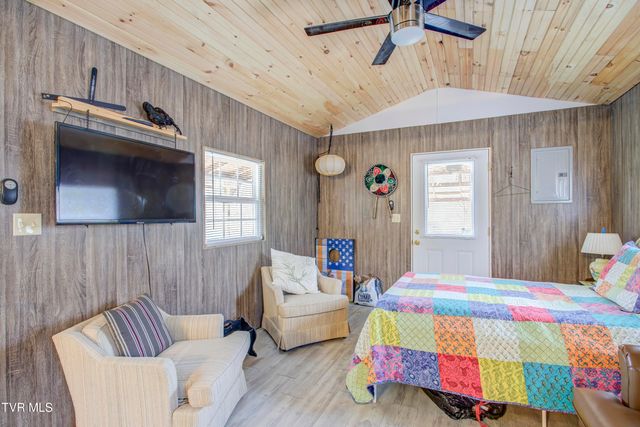 184 Davis Drive, Rogersville, TN 37857