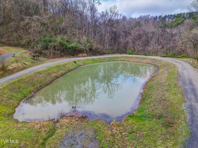 184 Davis Drive, Rogersville, TN 37857