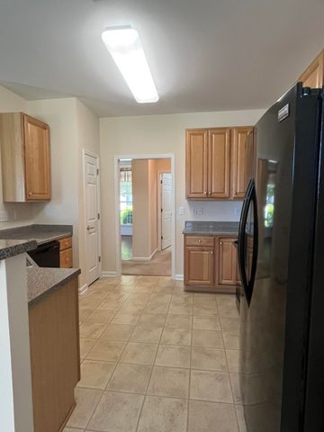 10 Hanging Moss Lane, Greenville, SC 29615