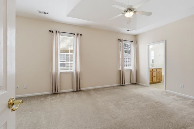 10 Hanging Moss Lane, Greenville, SC 29615