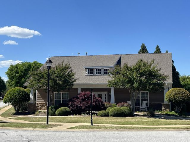 10 Hanging Moss Lane, Greenville, SC 29615