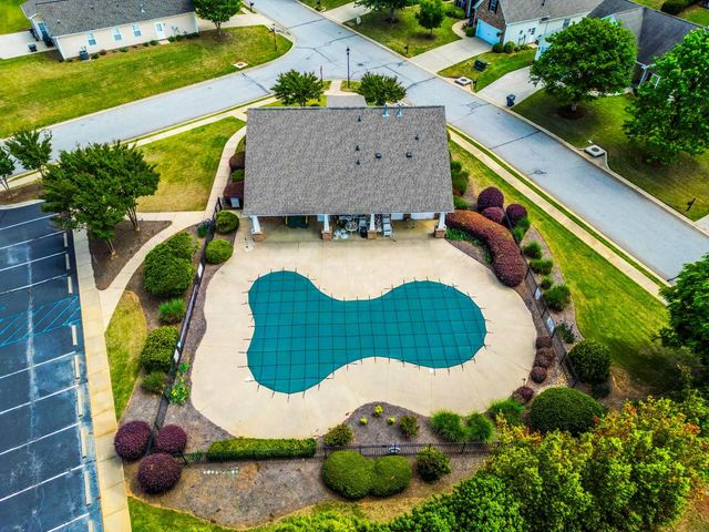 10 Hanging Moss Lane, Greenville, SC 29615