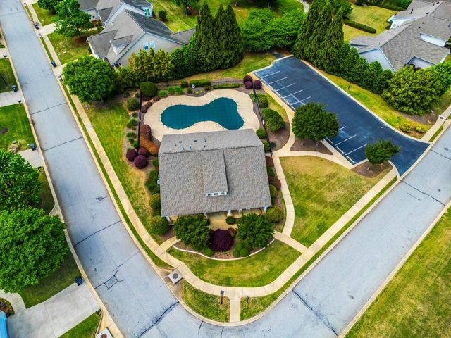 10 Hanging Moss Lane, Greenville, SC 29615