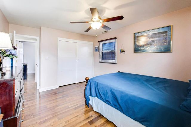 1008 Woodland Drive, Wheeling, IL 60090