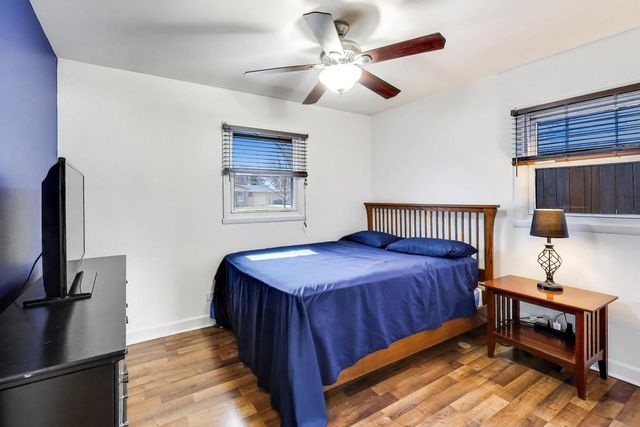 1008 Woodland Drive, Wheeling, IL 60090