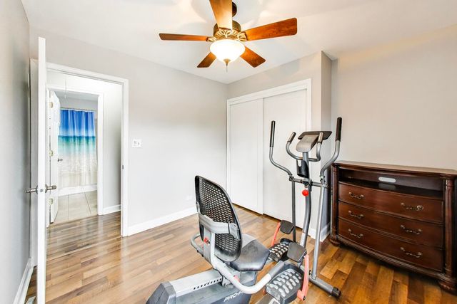 1008 Woodland Drive, Wheeling, IL 60090