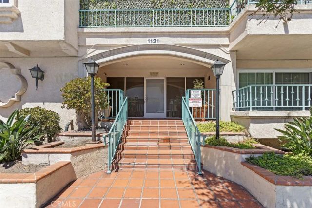 1121 Obispo Avenue 304, Long Beach, CA 90804