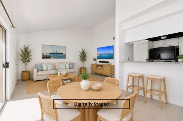 1121 Obispo Avenue 304, Long Beach, CA 90804