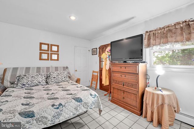 3093 LYNDANA DR, Lancaster, PA 17601