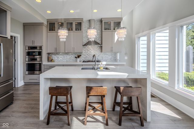 9681 Marina Village Drive, Indianapolis, IN 46256