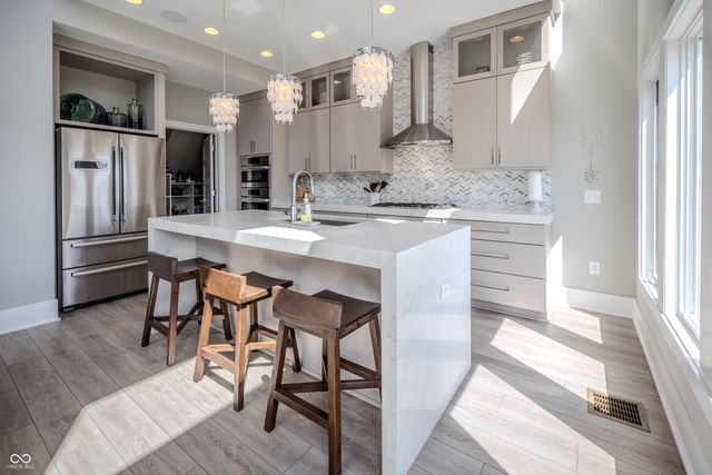 9681 Marina Village Drive, Indianapolis, IN 46256