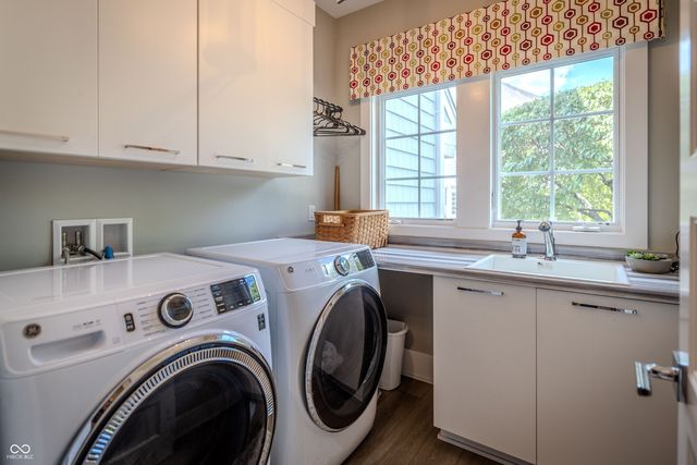 9681 Marina Village Drive, Indianapolis, IN 46256