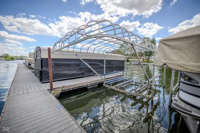 9681 Marina Village Drive, Indianapolis, IN 46256